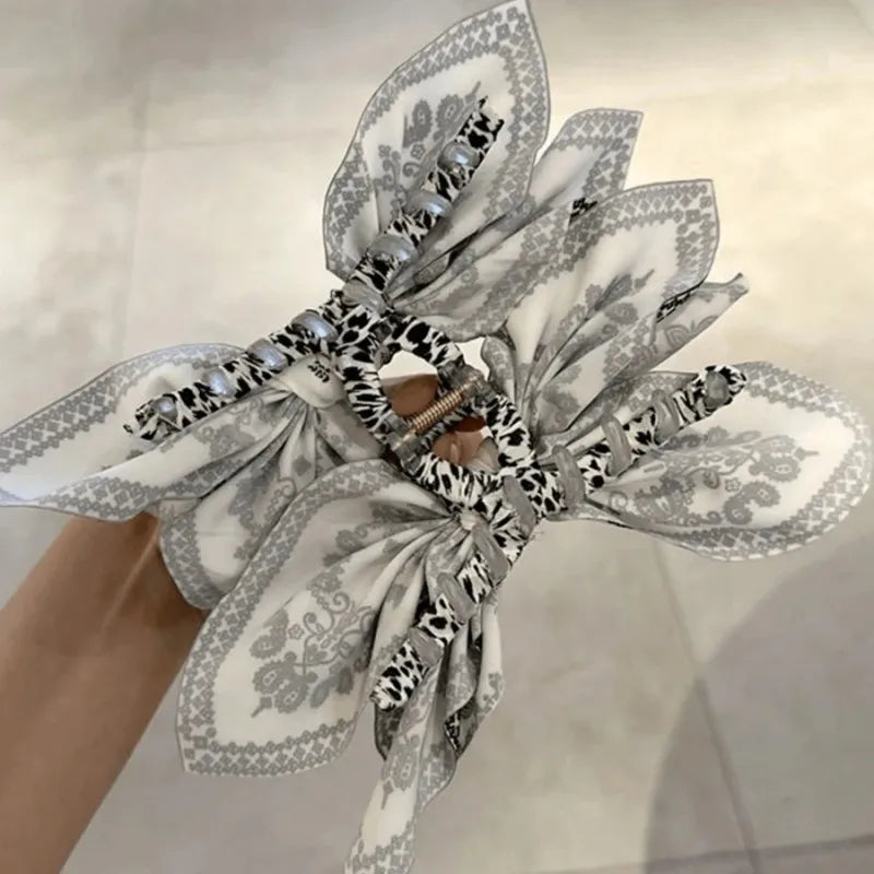 Double-Sided Butterfly Bow Hair Clip – Summer Cashew Pattern Claw Clip